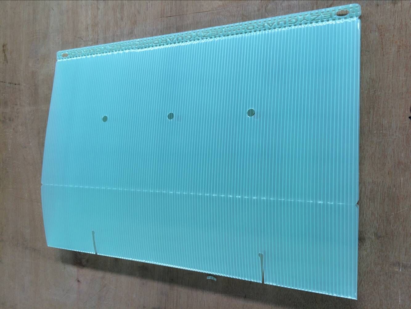 Tablero de plástico corrugado para impresión.